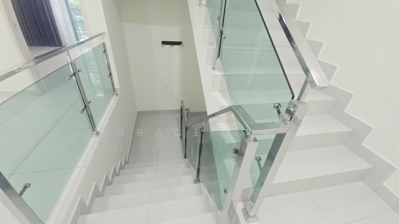 3-storey Terraced House for Sale in Tiara South (Semenyih) - Grace Tan - PropertyGuru.com.my