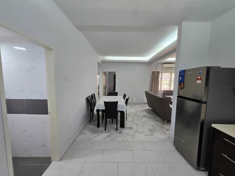 Apartment for Sale at Starville - Han Ker - Living Room - PropertyGuru.com.my