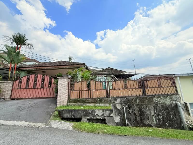 Bungalow House for Sale in Kampung Lembah Jaya (Ampang) - Zul Hasif - PropertyGuru.com.my