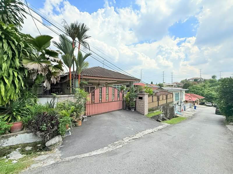 Bungalow House for Sale in Kampung Lembah Jaya (Ampang) - Zul Hasif - PropertyGuru.com.my