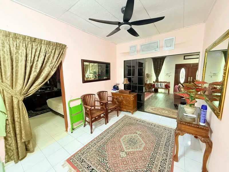 Bungalow House for Sale in Kampung Lembah Jaya (Ampang) - Zul Hasif - PropertyGuru.com.my