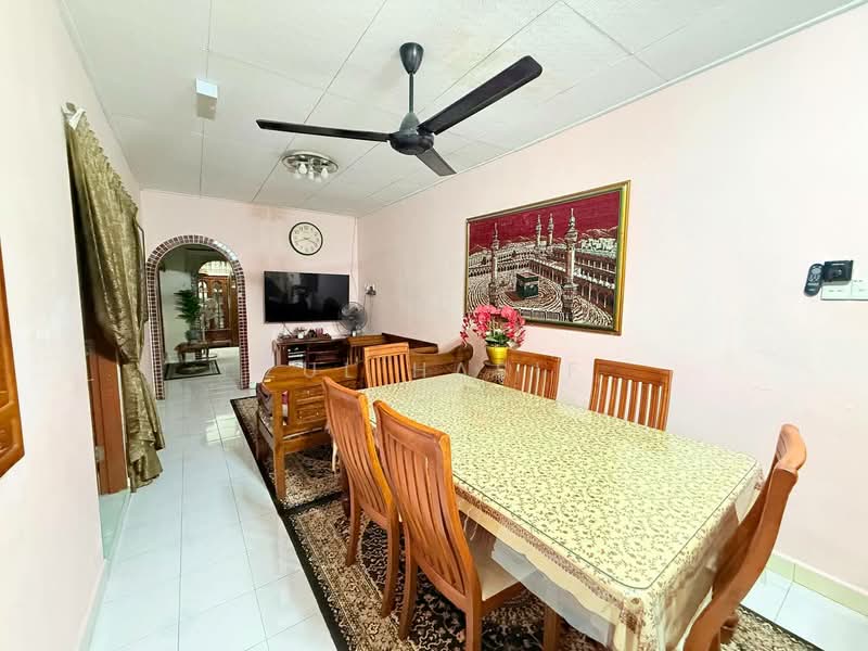 Bungalow House for Sale in Kampung Lembah Jaya (Ampang) - Zul Hasif - PropertyGuru.com.my