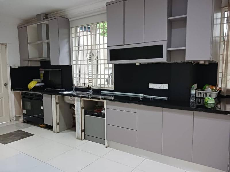 Bungalow House untuk Dijual di Batu Ferringhi (Penang) - Cindy Teh - Kitchen - PropertyGuru.com.my