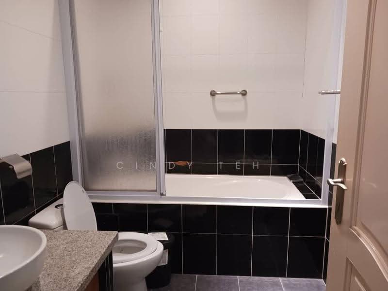 Bungalow House untuk Dijual di Batu Ferringhi (Penang) - Cindy Teh - Bathroom - PropertyGuru.com.my