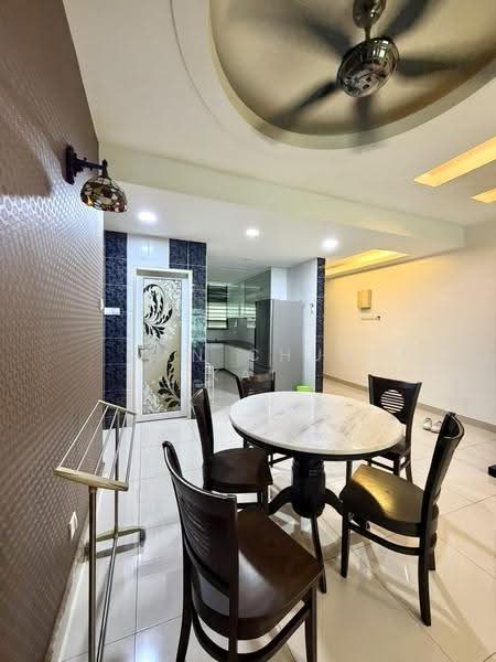 Condominium for Rent at The Oasis - Gan Chun Kai - Dining Room - PropertyGuru.com.my
