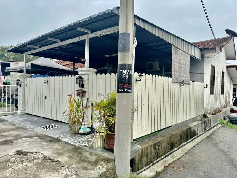 1-storey Terraced House for Sale in Taman Vista Jaya (Port Dickson) - Sharul Ansari - Exterior - PropertyGuru.com.my