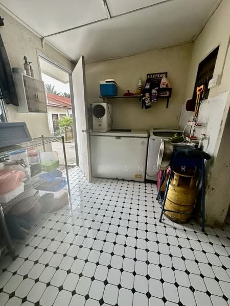 1-storey Terraced House for Sale in Taman Vista Jaya (Port Dickson) - Sharul Ansari - Interior - PropertyGuru.com.my