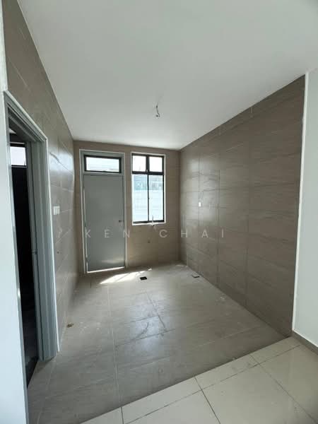 Rumah Teres 2-Tingkat untuk Dijual di Taman Bestari Indah (Ulu Tiram) - Ken Chai - PropertyGuru.com.my