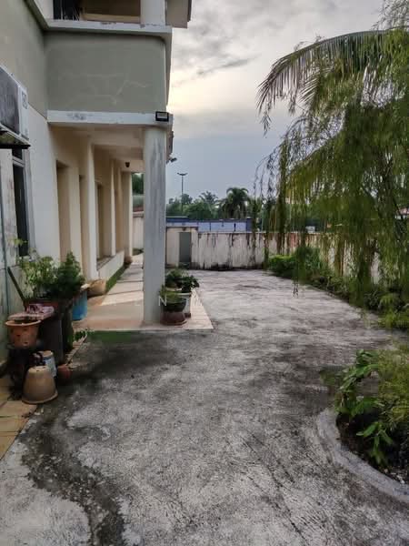 Rumah Teres 2-Tingkat untuk Dijual di Taman Bestari Indah (Ulu Tiram) - Ken Chai - PropertyGuru.com.my
