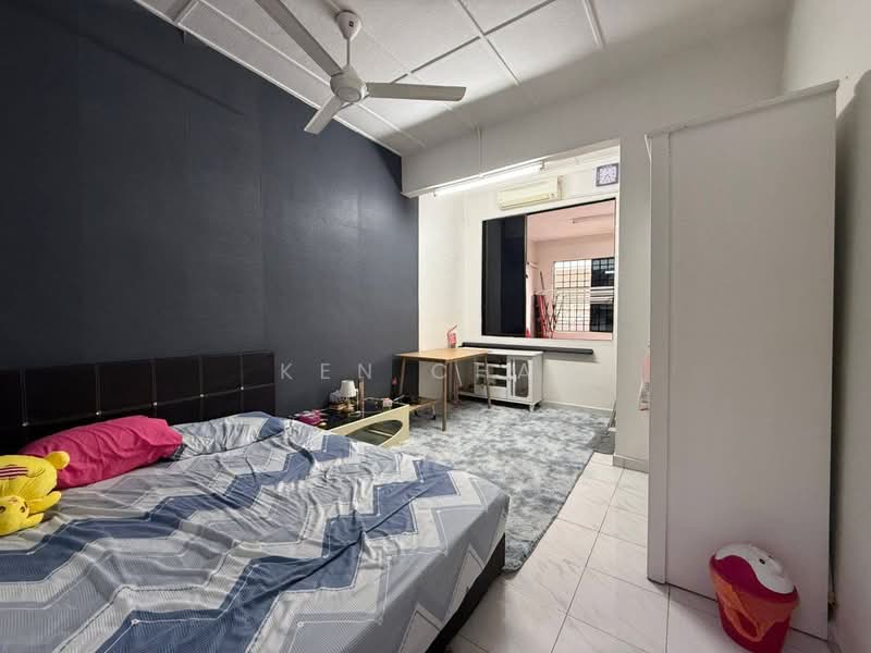Rumah Teres 2-Tingkat untuk Dijual di Bandar Cemerlang (Ulu Tiram) - Ken Chai - PropertyGuru.com.my
