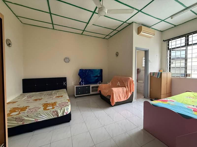 Rumah Teres 2-Tingkat untuk Dijual di Bandar Cemerlang (Ulu Tiram) - Ken Chai - PropertyGuru.com.my