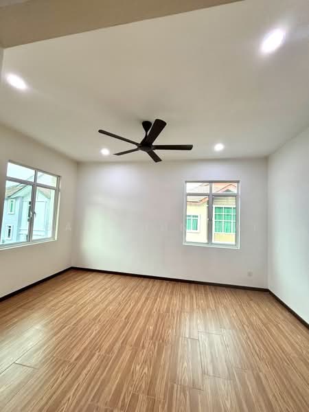 Semi-Detached House for Rent in Greenlane (Jelutong) - Gan Chun Kai - PropertyGuru.com.my