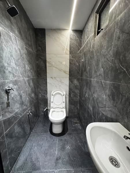Rumah Teres 2-Tingkat untuk Dijual di Taman Pelangi (Johor Bahru) - Wallace Ang - PropertyGuru.com.my
