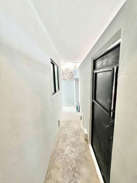 Semi-Detached House for Sale in Ulu Tiram (Johor) - Joanne Yong - Corridor - PropertyGuru.com.my