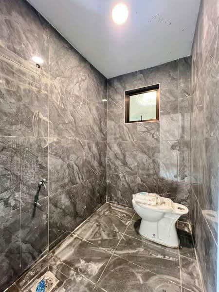 Semi-Detached House for Sale in Ulu Tiram (Johor) - Joanne Yong - Bathroom - PropertyGuru.com.my