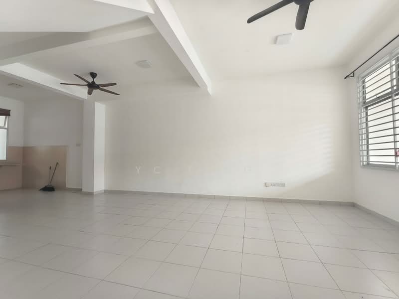 Rumah Teres 2-Tingkat untuk Disewa di Taman Pulai Mutiara (Iskandar Puteri (Nusajaya)) - YC Fung - Living Room - PropertyGuru.com.my