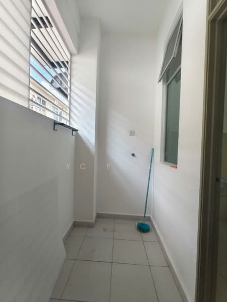 Rumah Teres 2-Tingkat untuk Disewa di Taman Pulai Mutiara (Iskandar Puteri (Nusajaya)) - YC Fung - Balcony - PropertyGuru.com.my