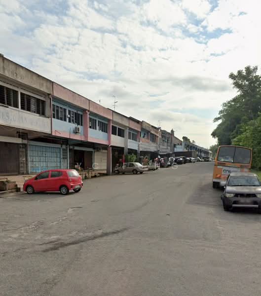 Shop for Rent in Taman Johor Jaya (Johor Bahru) - YC Fung - Exterior - PropertyGuru.com.my