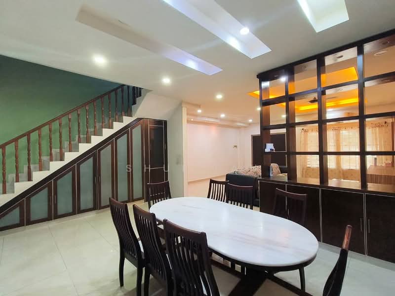 Rumah Teres 2-Tingkat untuk Dijual di Klang (Selangor) - Shue Tan - Dining Room - PropertyGuru.com.my
