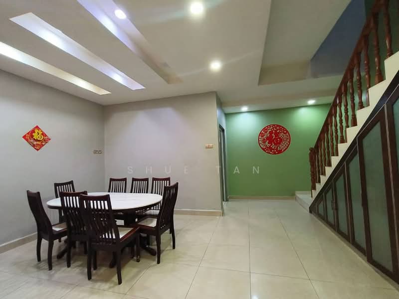 Rumah Teres 2-Tingkat untuk Dijual di Klang (Selangor) - Shue Tan - Dining Room - PropertyGuru.com.my