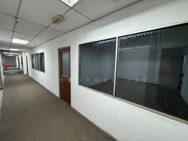 Detached Factory for Rent in Sungai Tiram (Ulu Tiram) - Kristopher Lee - Corridor - PropertyGuru.com.my