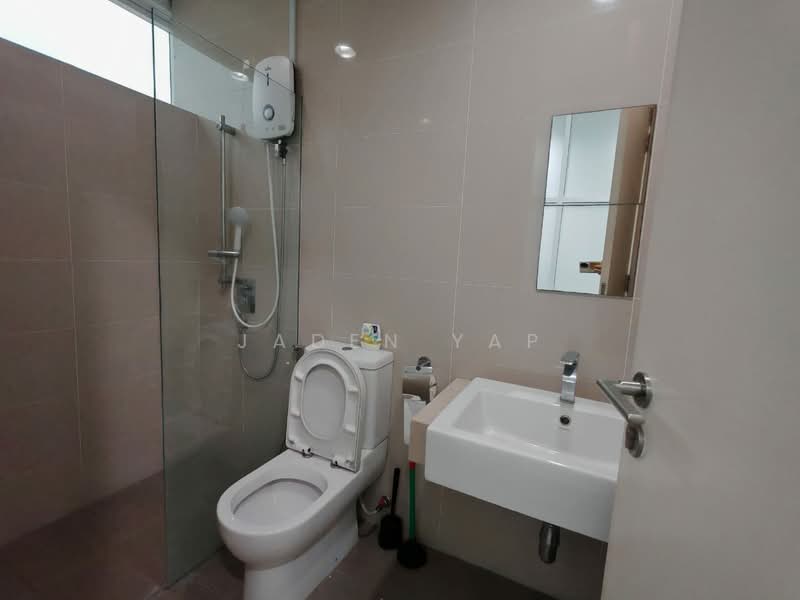 Pejabat untuk Disewa di KLCC (KL City Centre) - Jaden Yap - Bathroom - PropertyGuru.com.my