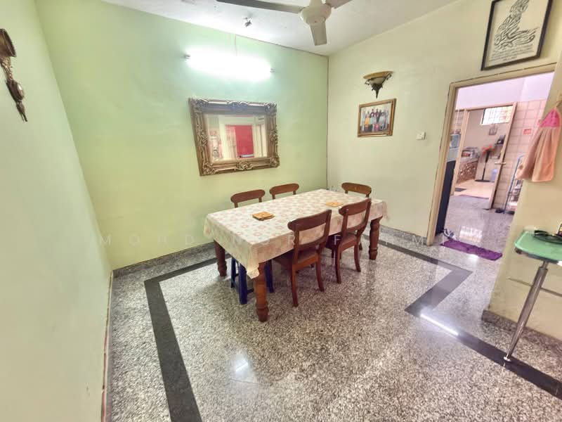 2.5-storey Terraced House for Sale in Seksyen 17 (Petaling Jaya) - Mohd Nor Fahmi - PropertyGuru.com.my