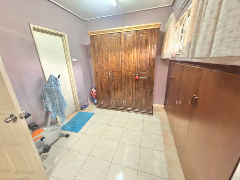2.5-storey Terraced House for Sale in Seksyen 17 (Petaling Jaya) - Mohd Nor Fahmi - PropertyGuru.com.my