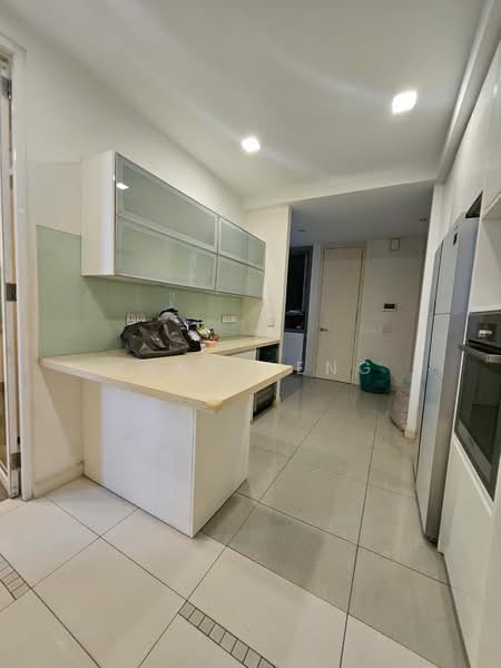 Condominium for Rent at Kiaramas Ayuria - James Eng - Kitchen - PropertyGuru.com.my