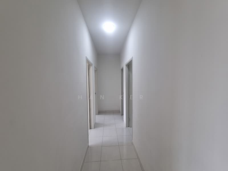 Pangsapuri untuk Disewa di Harmoni 1 - Han Ker - Corridor - PropertyGuru.com.my