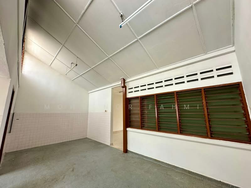 1-storey Terraced House for Sale in Kelana Jaya (Petaling Jaya) - Mohd Nor Fahmi - PropertyGuru.com.my