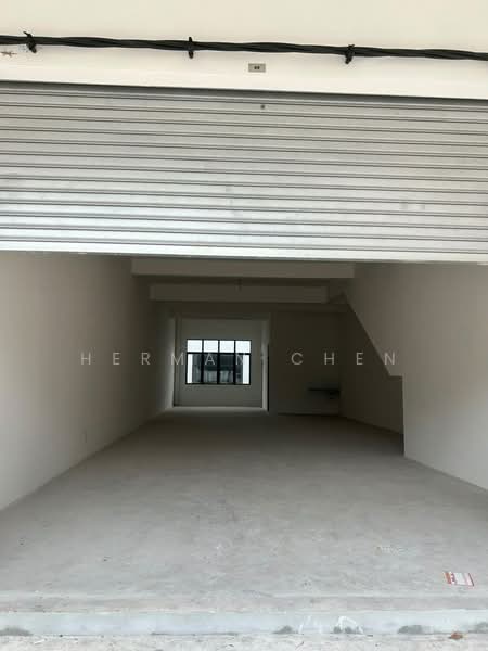 Shop for Rent in Pekan Nanas (Johor) - Herman Chen - Interior - PropertyGuru.com.my