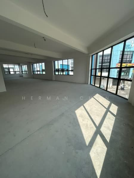 Shop for Rent in Pekan Nanas (Johor) - Herman Chen - Interior - PropertyGuru.com.my
