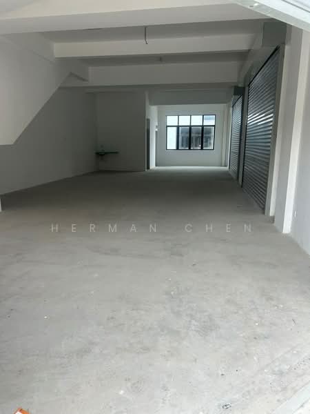 Shop for Rent in Pekan Nanas (Johor) - Herman Chen - Interior - PropertyGuru.com.my