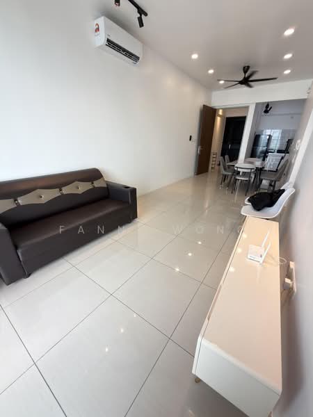 Kondominium untuk Dijual di Zen 6 - Fanny Wong - Living Room - PropertyGuru.com.my