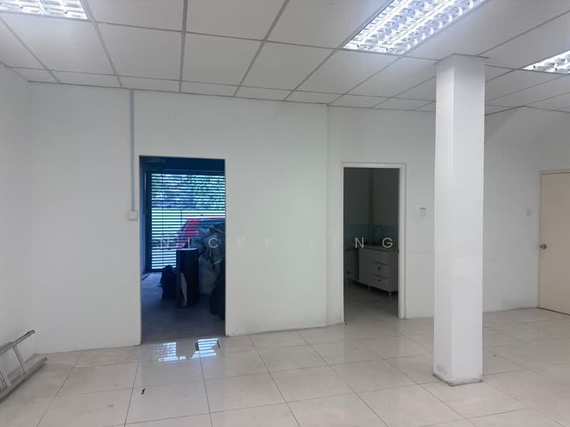 Shop for Rent in Kampung Pandan (Cheras) - Nicky Ling - Interior - PropertyGuru.com.my