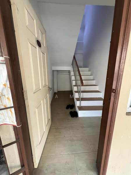 Townhouse for Sale in Seksyen 9 (Shah Alam) - Maya Myra - Entrance - PropertyGuru.com.my