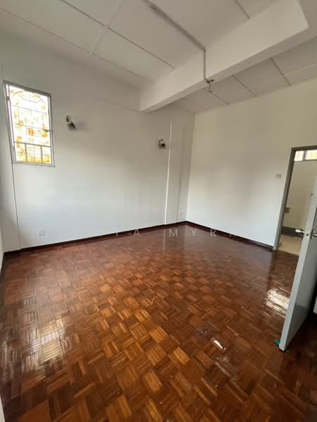 Townhouse for Sale in Seksyen 9 (Shah Alam) - Maya Myra - Interior - PropertyGuru.com.my