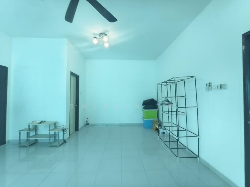 Rumah Teres 2-Tingkat untuk Dijual di Bandar Putra (Kulai) - Sherlin To - Living Room - PropertyGuru.com.my