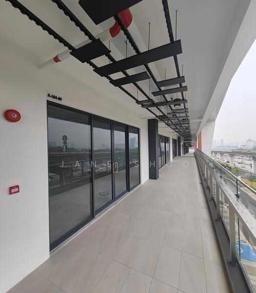 Shop / Office untuk Disewa di BANDAR PUCHONG JAYA (Puchong) - Jane Shoo - Exterior - PropertyGuru.com.my