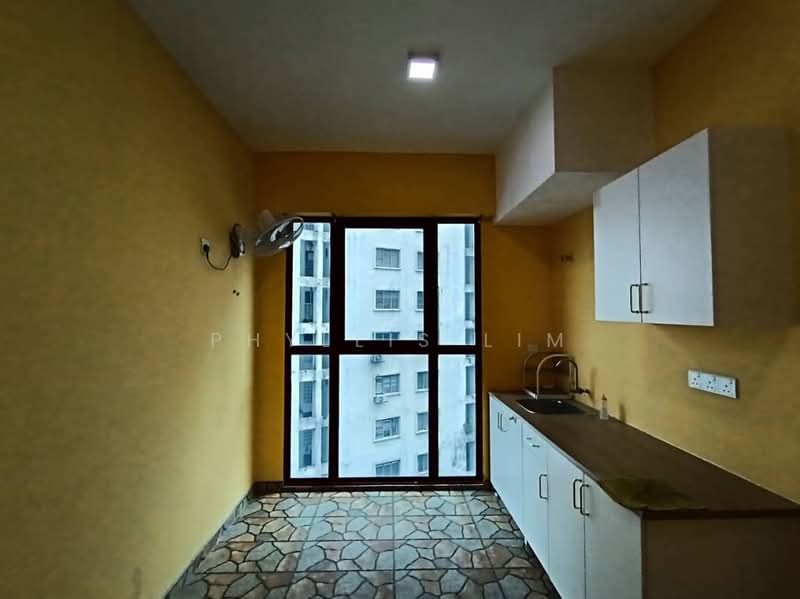 Office for Rent in Pelangi Damansara (Petaling Jaya) - Phyllis Lim - Kitchen - PropertyGuru.com.my