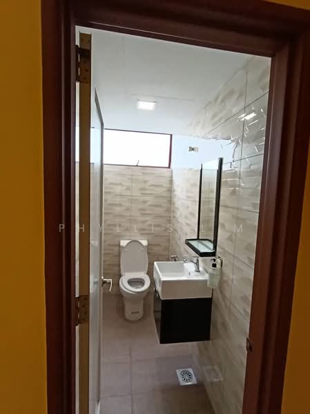 Office for Rent in Pelangi Damansara (Petaling Jaya) - Phyllis Lim - Bathroom - PropertyGuru.com.my