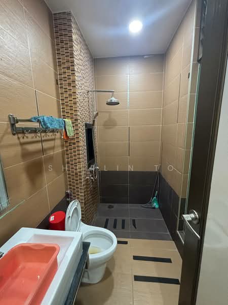 Rumah Kluster untuk Dijual di Taman Sutera Utama (Skudai) - Sherlin To - Bathroom - PropertyGuru.com.my