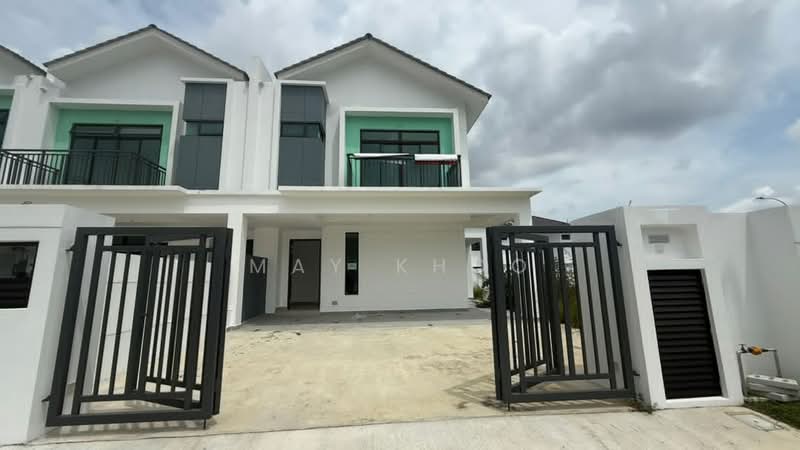 Rumah Teres 2-Tingkat untuk Dijual di Taman Austin Duta (Tebrau) - May Khoo - Exterior - PropertyGuru.com.my