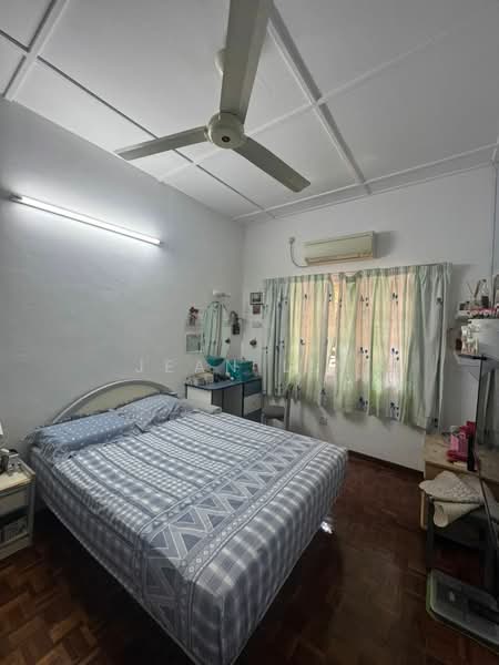 Rumah Teres 2-Tingkat untuk Dijual di Tanjung Bungah Park (Tanjung Bungah) - Jean Lim - Bedroom - PropertyGuru.com.my