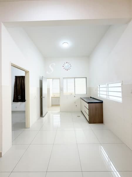 Rumah Teres 2-Tingkat untuk Dijual di Setia Indah (Setia Alam) - Stanley Hong - Kitchen - PropertyGuru.com.my