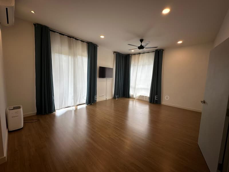 Semi-Detached House for Sale in Bandar Tropicana Aman (Telok Panglima Garang) - Vincent Theo - Living Room - PropertyGuru.com.my