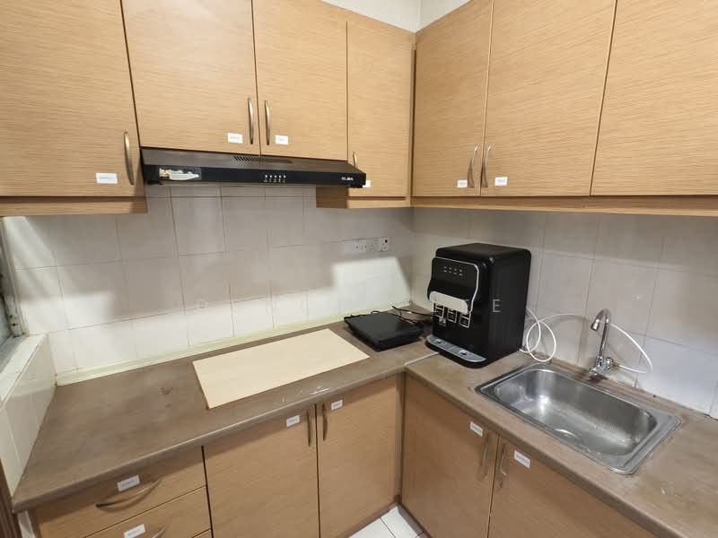 Service Residence for Rent at Serviced Residence @ Casa Tiara - Duncan Lee - Kitchen - PropertyGuru.com.my