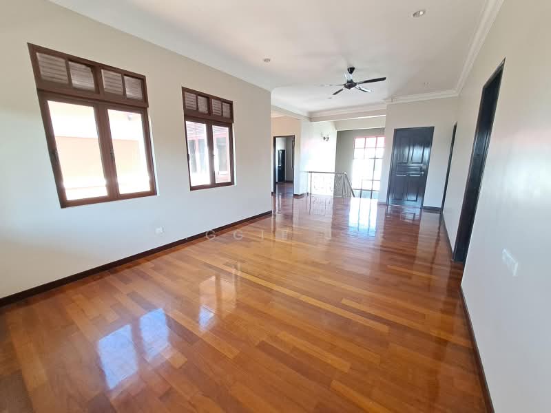 Bungalow House for Sale in Sepang (Selangor) - Maggie Joe - Living Room - PropertyGuru.com.my