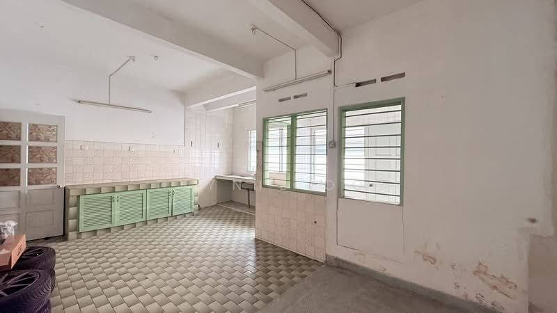 2-storey Terraced House for Sale in SS2 (Petaling Jaya) - Dlynie Ooi - Kitchen - PropertyGuru.com.my